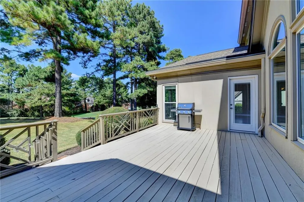 8015 ST MARLO COUNTRY CLUB PARKWAY Duluth, GA 30097