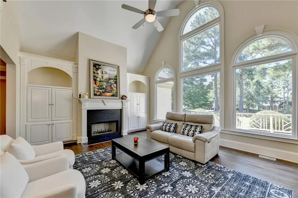 8015 ST MARLO COUNTRY CLUB PARKWAY Duluth, GA 30097