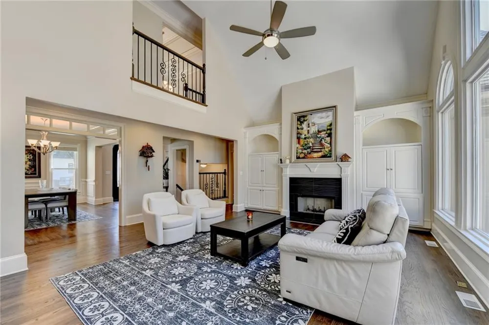 8015 ST MARLO COUNTRY CLUB PARKWAY Duluth, GA 30097