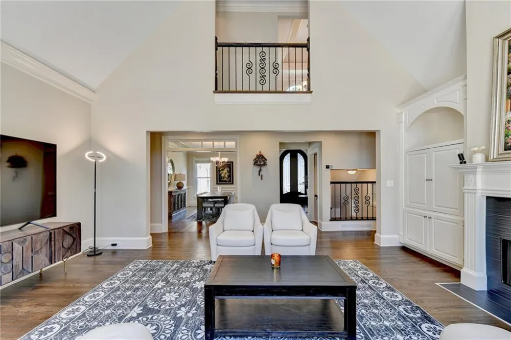 8015 ST MARLO COUNTRY CLUB PARKWAY Duluth, GA 30097