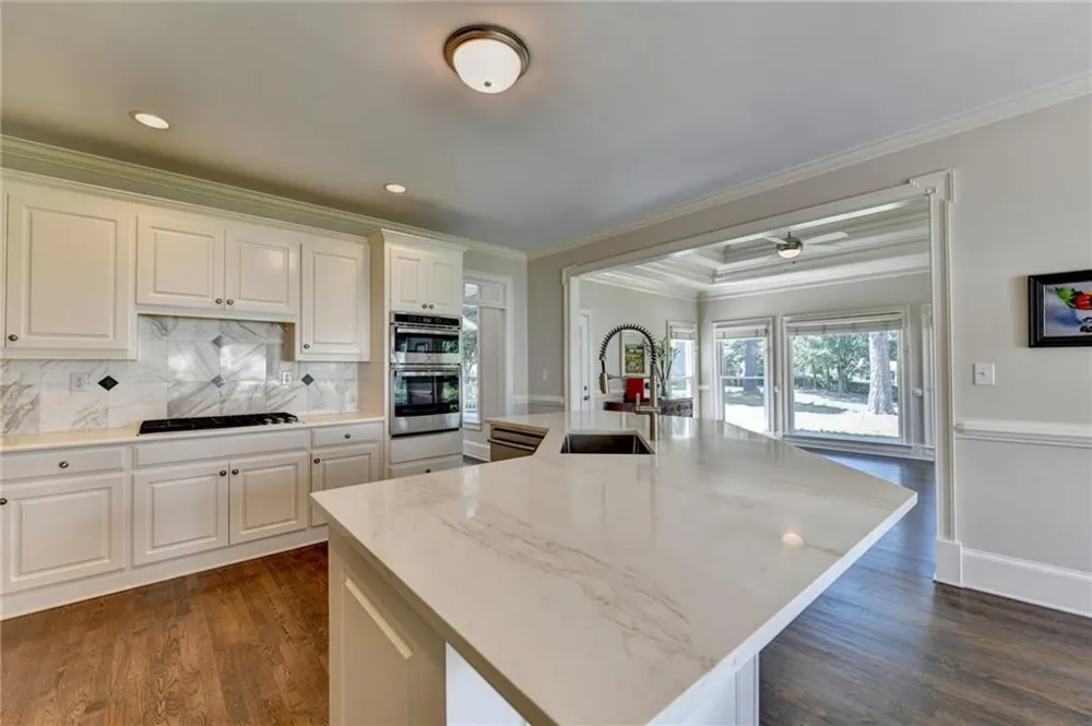8015 ST MARLO COUNTRY CLUB PARKWAY Duluth, GA 30097
