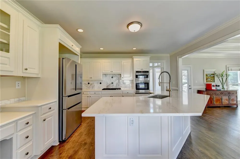 8015 ST MARLO COUNTRY CLUB PARKWAY Duluth, GA 30097