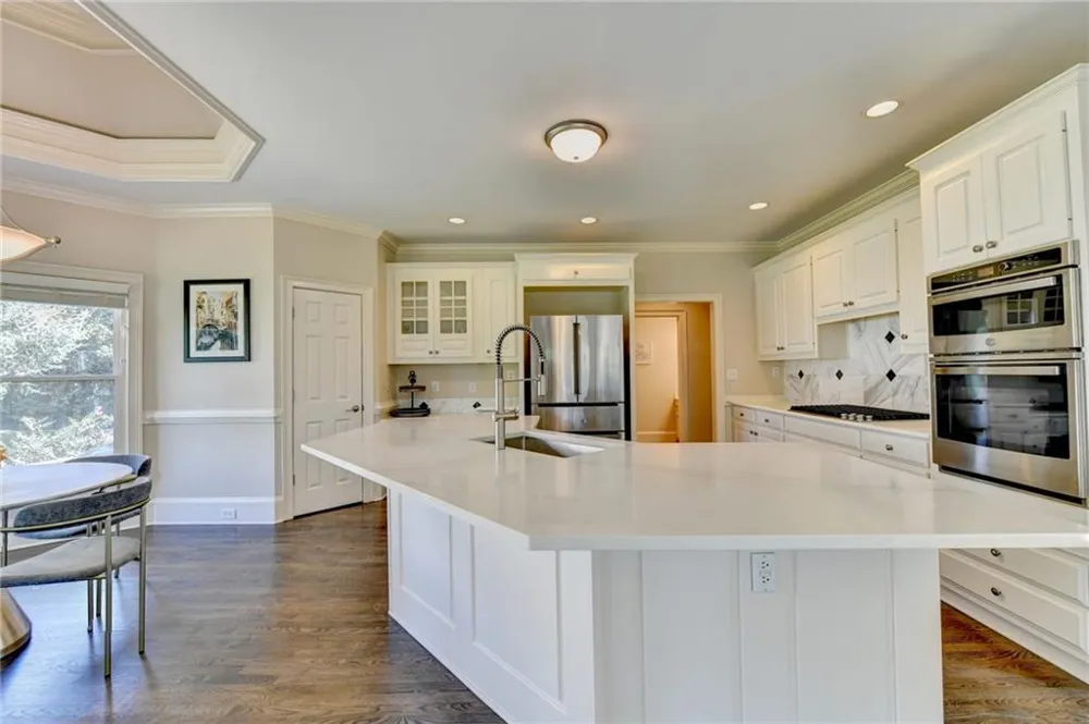 8015 ST MARLO COUNTRY CLUB PARKWAY Duluth, GA 30097