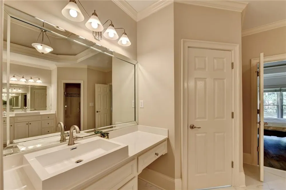 8015 ST MARLO COUNTRY CLUB PARKWAY Duluth, GA 30097