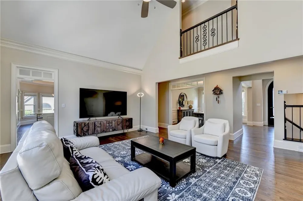 8015 ST MARLO COUNTRY CLUB PARKWAY Duluth, GA 30097
