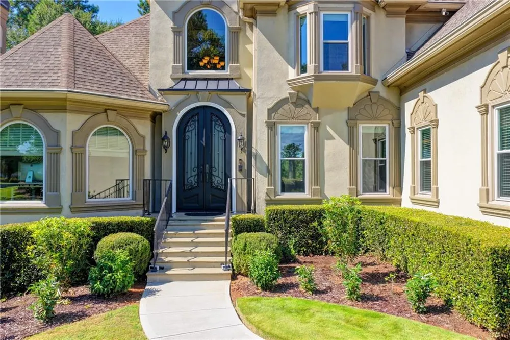 8015 ST MARLO COUNTRY CLUB PARKWAY Duluth, GA 30097