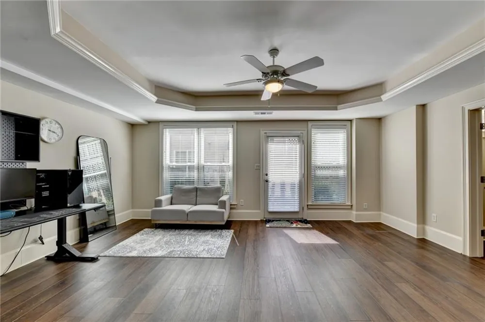 8015 ST MARLO COUNTRY CLUB PARKWAY Duluth, GA 30097