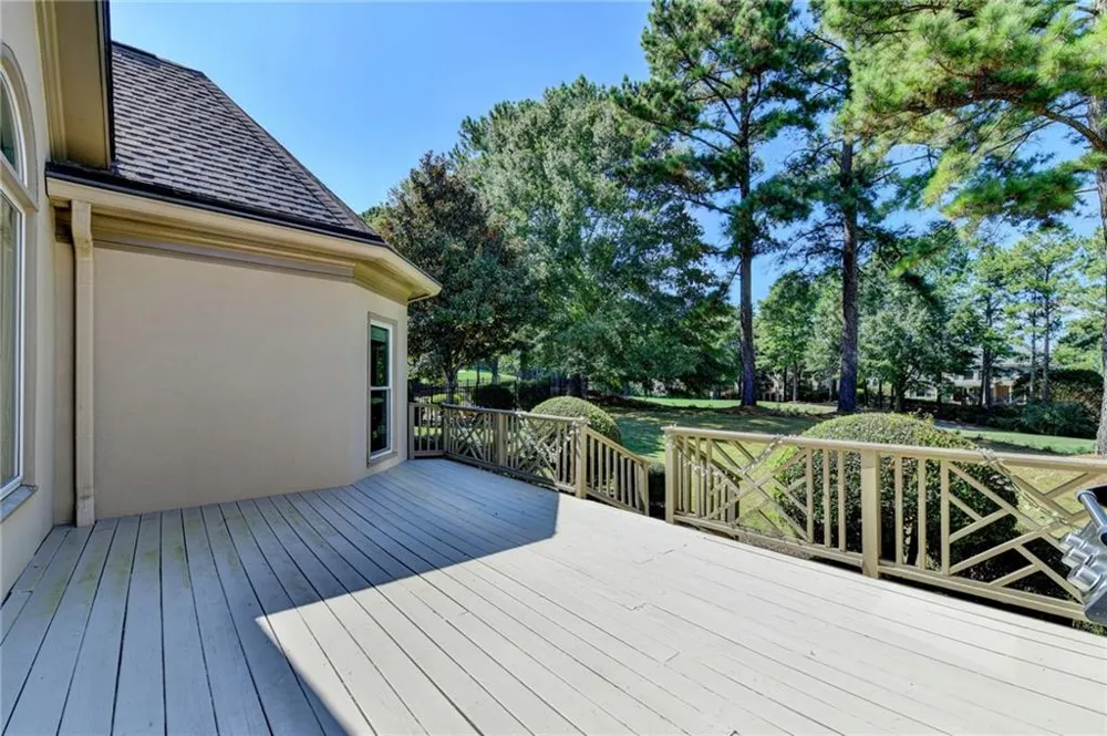 8015 ST MARLO COUNTRY CLUB PARKWAY Duluth, GA 30097