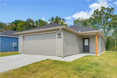 3258 S Bayou Alley