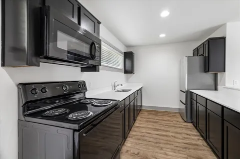 4300 Rosslyn Road #26