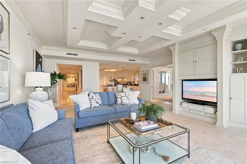 10 Seagate Drive #6N Naples, FL 34103