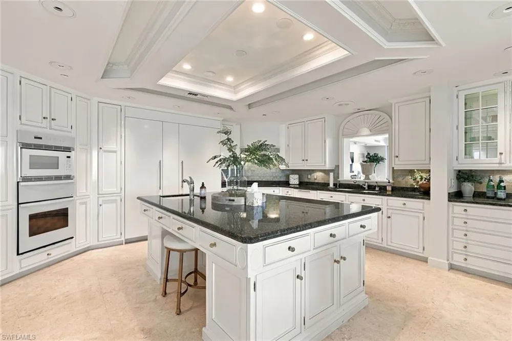 10 Seagate Drive #6N Naples, FL 34103