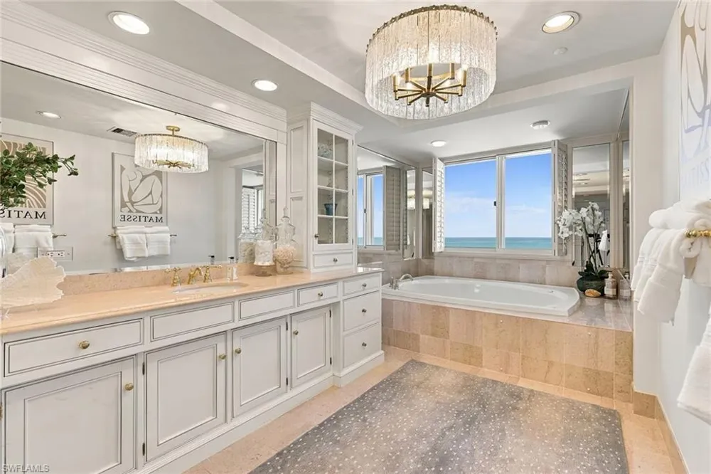 10 Seagate Drive #6N Naples, FL 34103