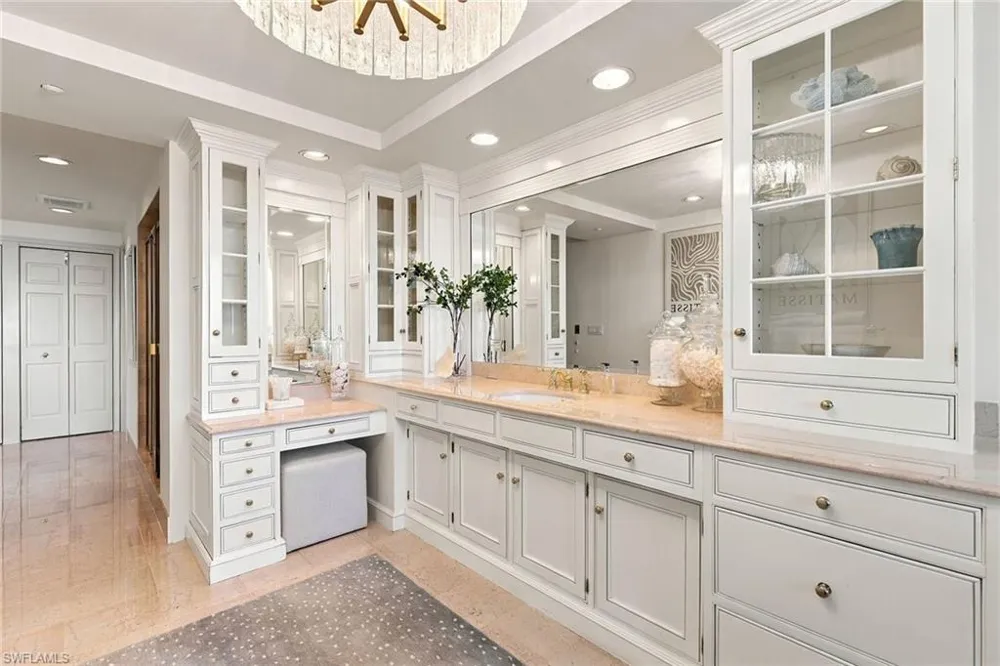 10 Seagate Drive #6N Naples, FL 34103