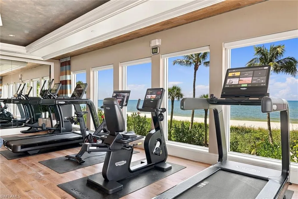 10 Seagate Drive #6N Naples, FL 34103