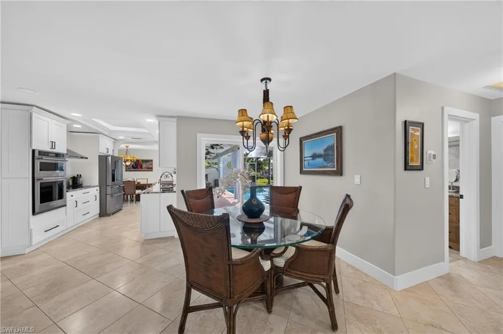 1812 SE 37th Terrace Cape Coral, FL 33904
