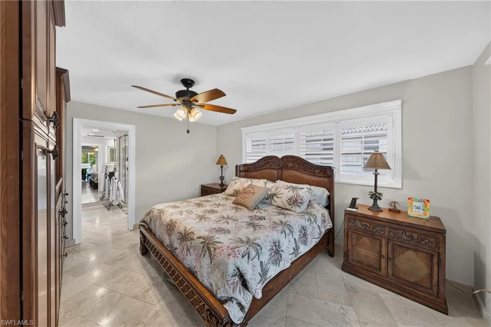 1812 SE 37th Terrace Cape Coral, FL 33904