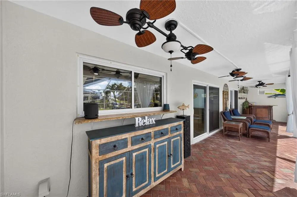 1812 SE 37th Terrace Cape Coral, FL 33904