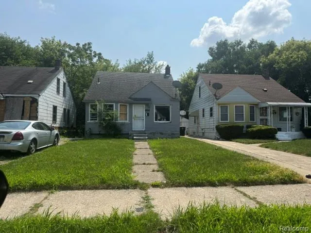 13870 Manning Street Detroit City, MI 48205