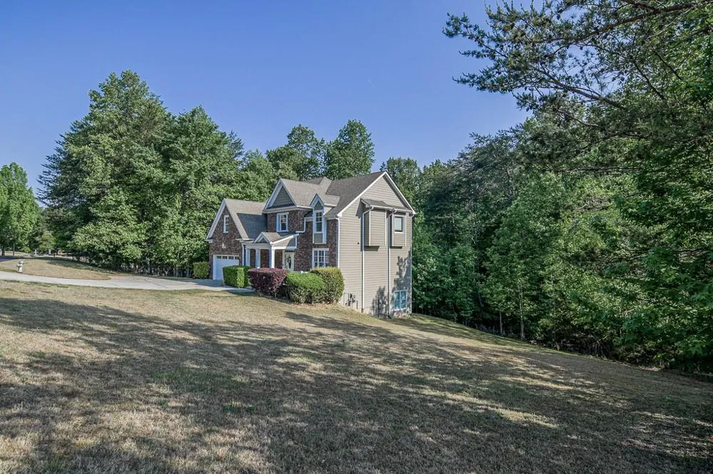 5746 Nix Bridge Road Gainesville, GA 30506