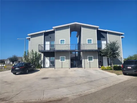 1303 Quitaca Drive #3