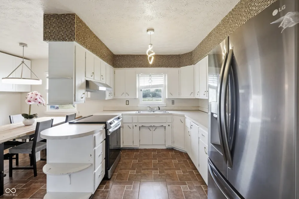 2915 Mitthoefer Road Indianapolis, IN 46229