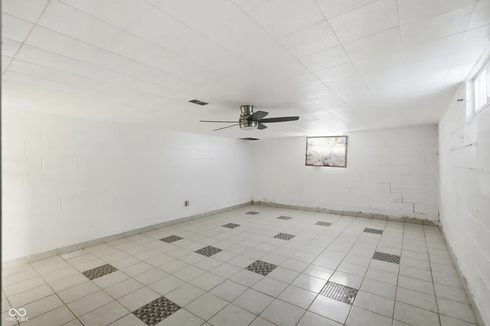 2915 Mitthoefer Road Indianapolis, IN 46229