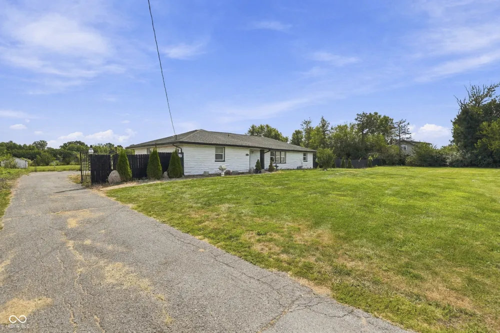 2915 Mitthoefer Road Indianapolis, IN 46229
