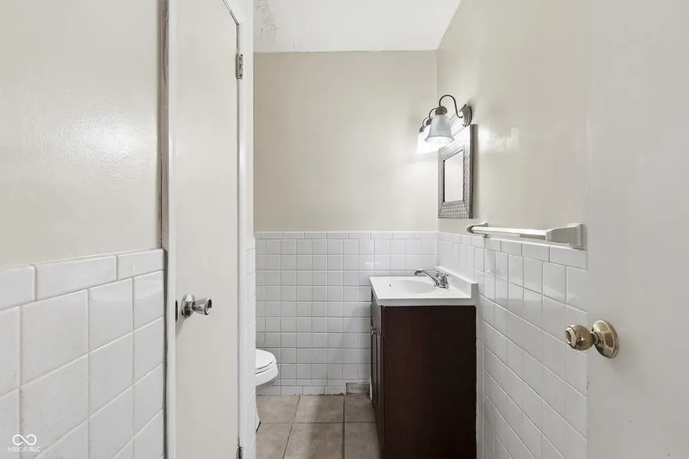 2915 Mitthoefer Road Indianapolis, IN 46229