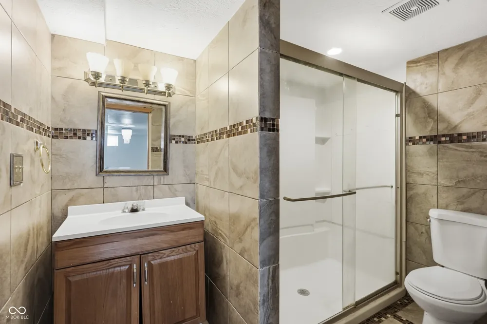 2915 Mitthoefer Road Indianapolis, IN 46229