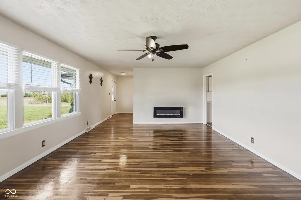 2915 Mitthoefer Road Indianapolis, IN 46229