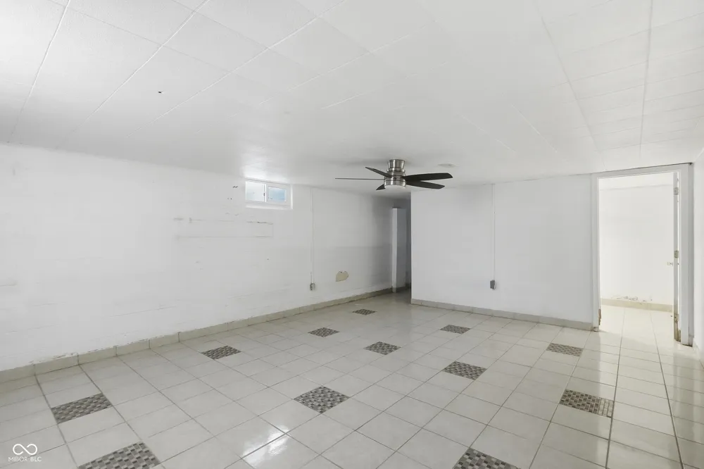 2915 Mitthoefer Road Indianapolis, IN 46229