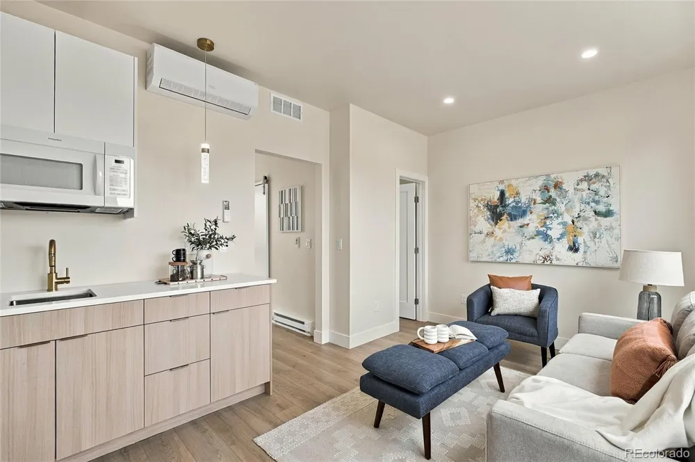 1240 E 35th Avenue Denver, CO 80205