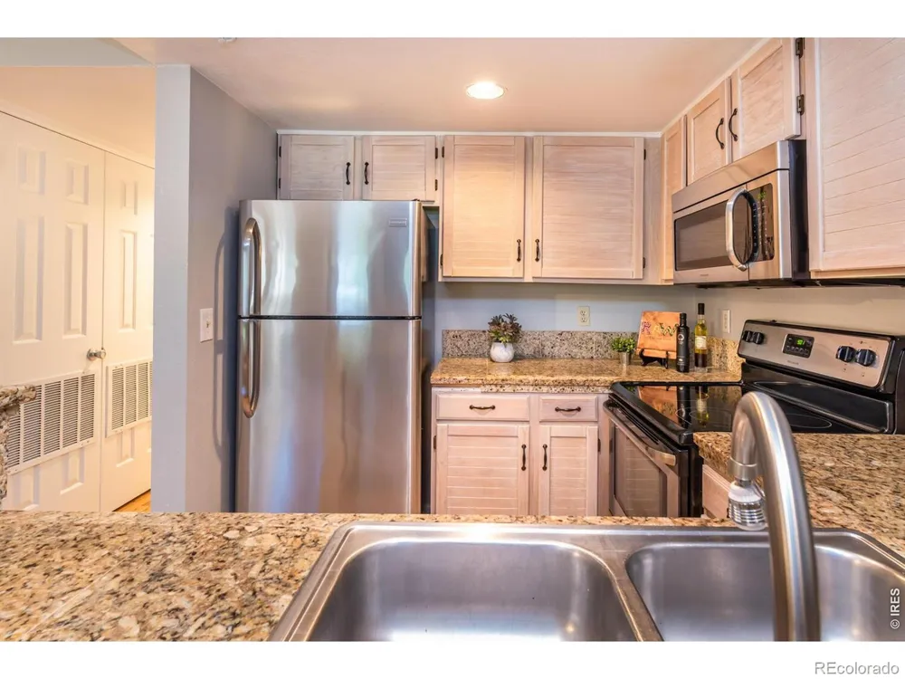 935 Broadway #103 Boulder, CO 80302