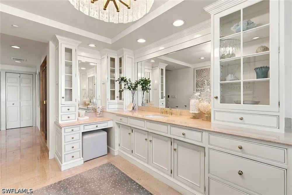 Seagate Drive #6N Naples, FL 34103