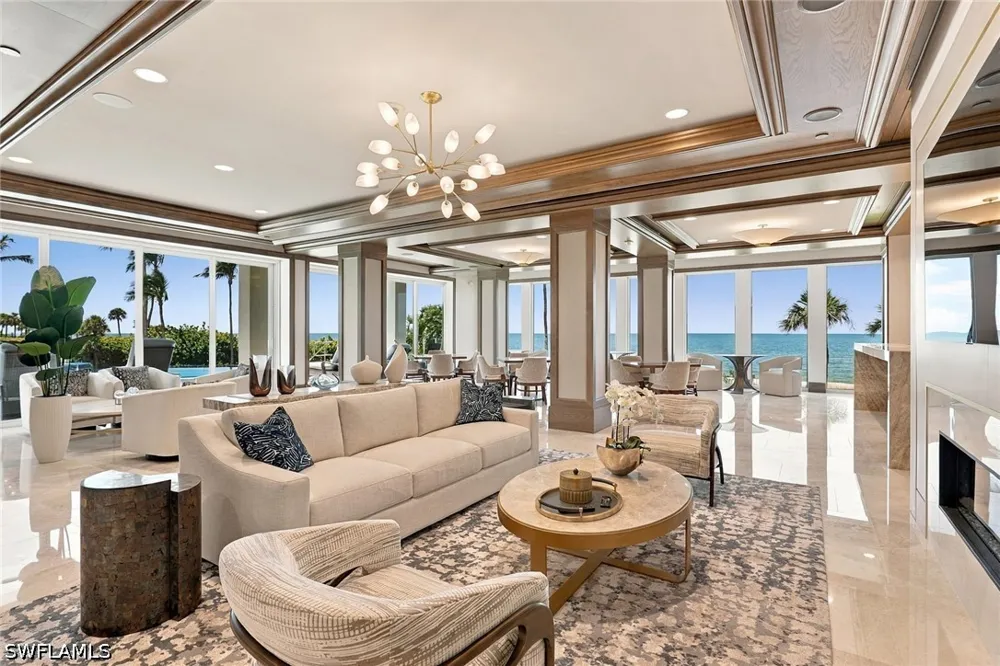 Seagate Drive #6N Naples, FL 34103
