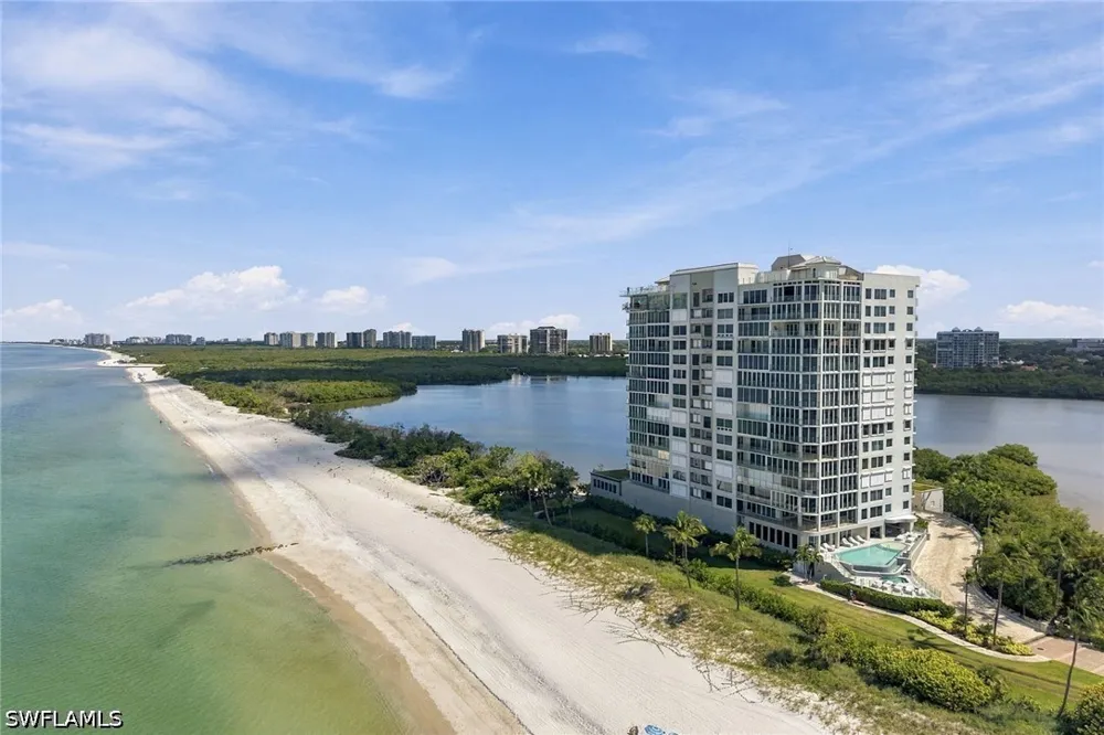 Seagate Drive #6N Naples, FL 34103