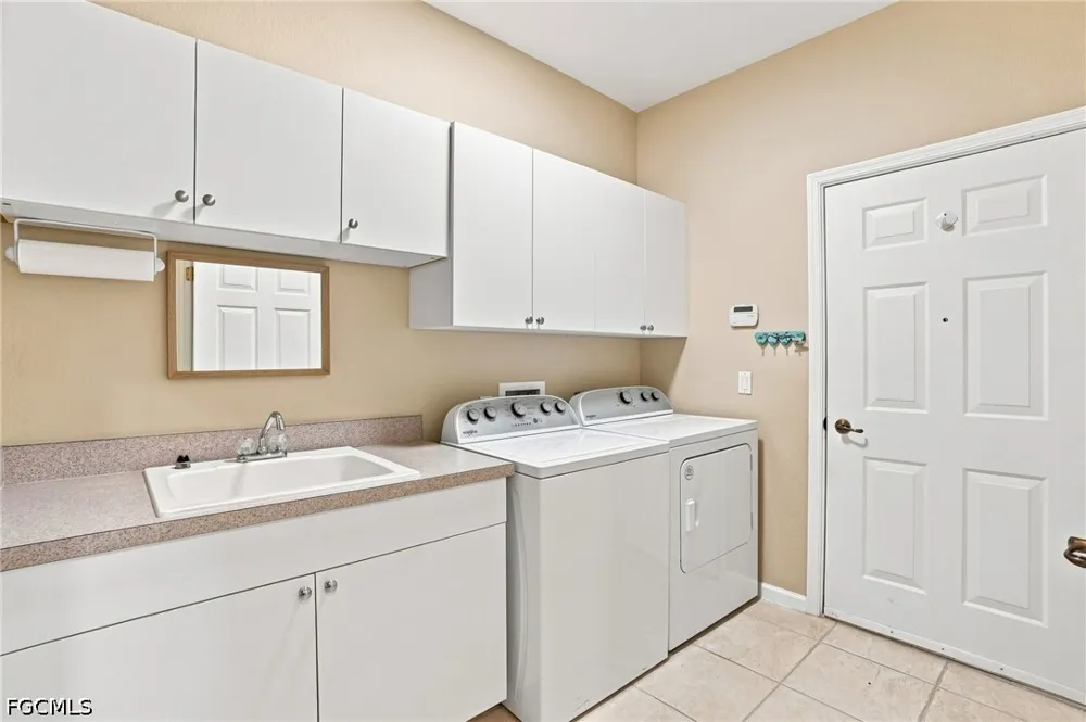 Clemson Street #101 Naples, FL 34104