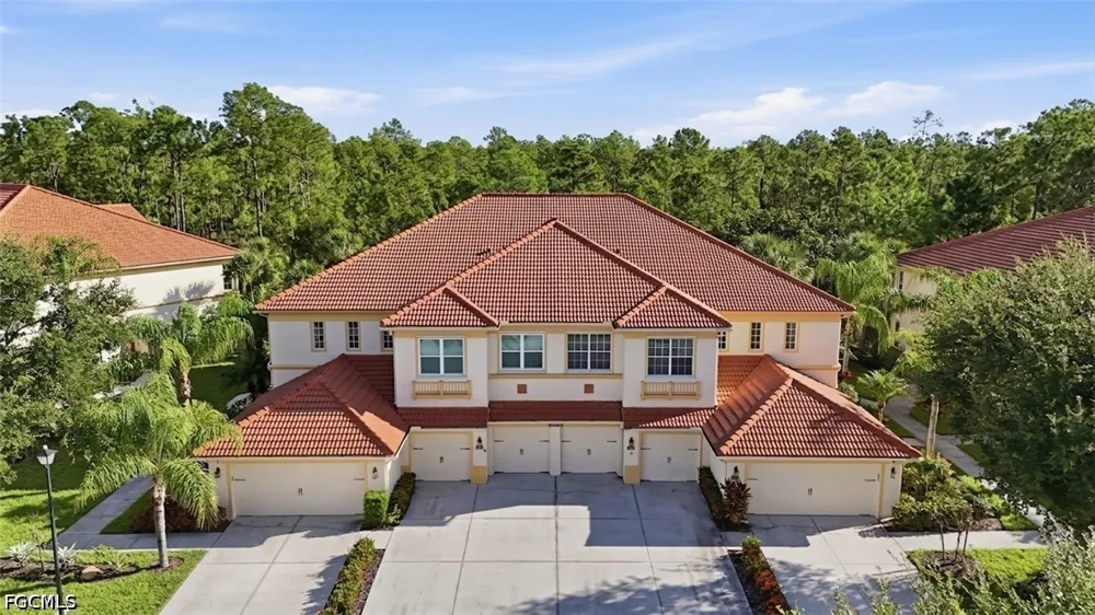 Clemson Street #101 Naples, FL 34104
