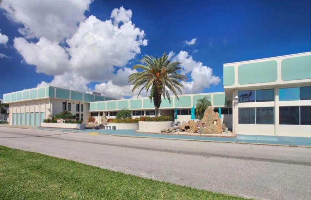 350 Horizons E #106 Boynton Beach, FL 33435