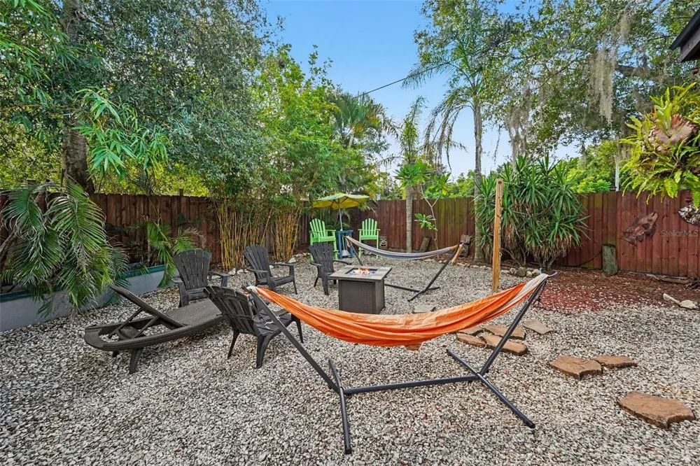 508 WHITE OAK DRIVE Tarpon Springs, FL 34689