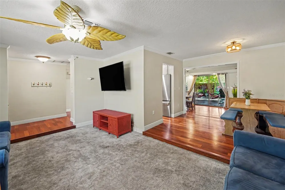 508 WHITE OAK DRIVE Tarpon Springs, FL 34689