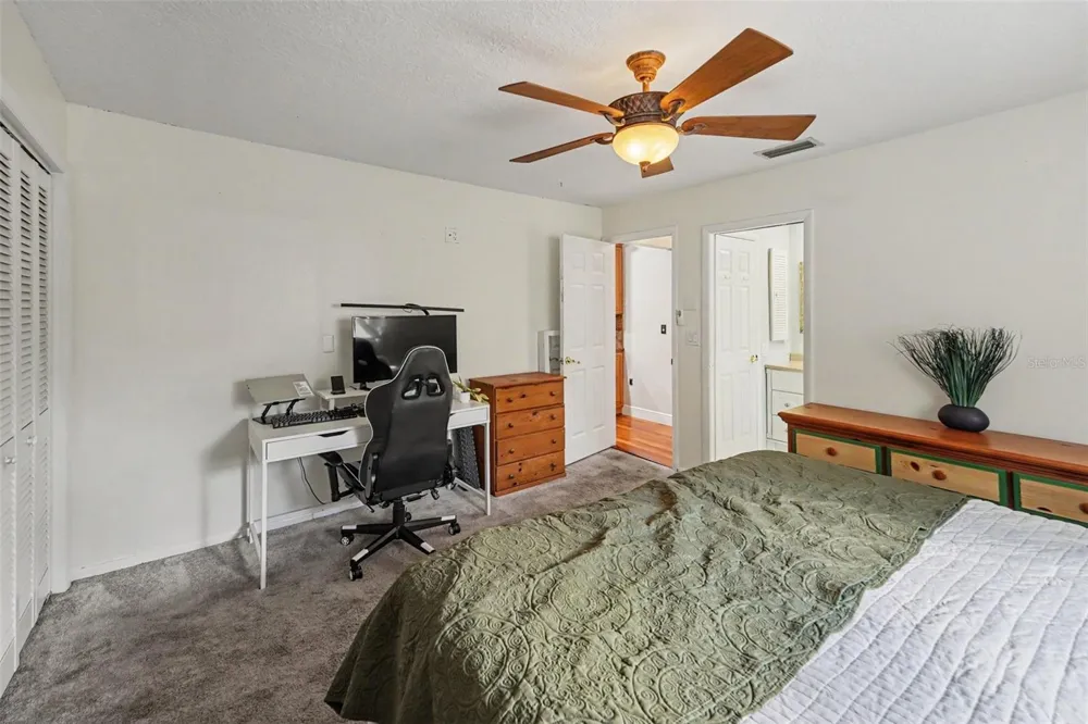 508 WHITE OAK DRIVE Tarpon Springs, FL 34689