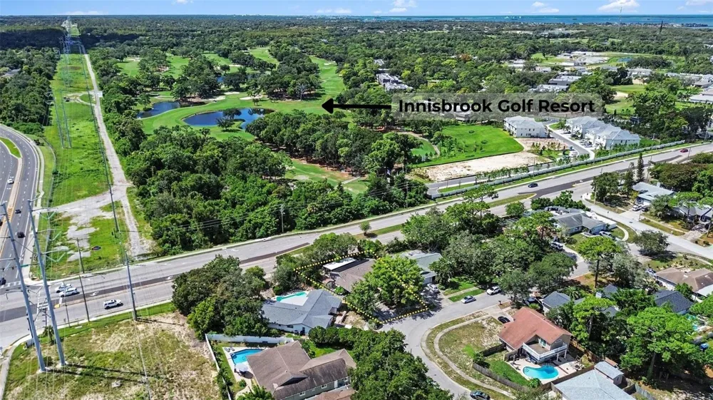 508 WHITE OAK DRIVE Tarpon Springs, FL 34689