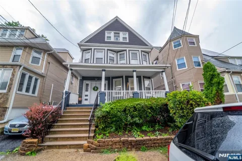 69 Oakland Terrace