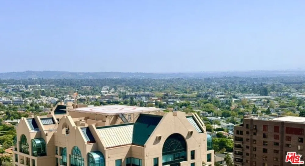 10501 Wilshire Boulevard #2206 Los Angeles, CA 90024