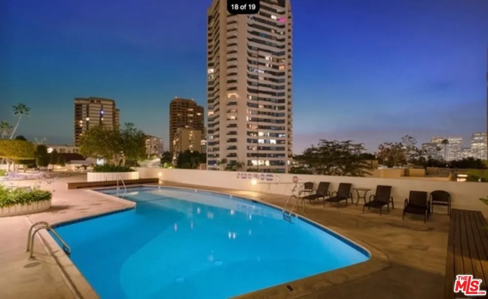 10501 Wilshire Boulevard #2206 Los Angeles, CA 90024