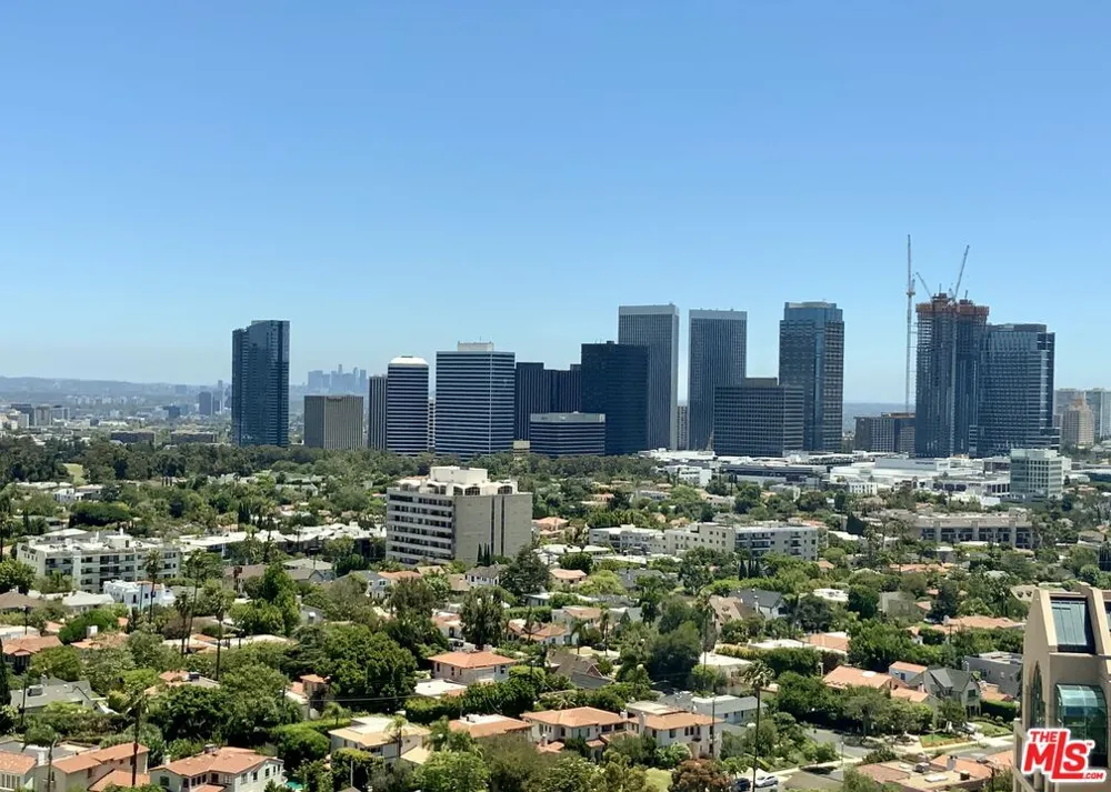 10501 Wilshire Boulevard #2206 Los Angeles, CA 90024