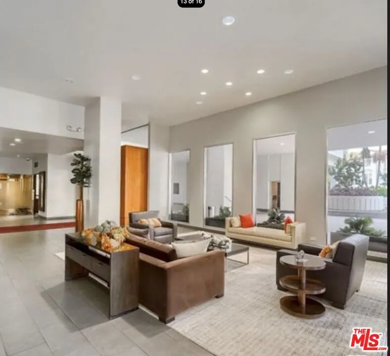 10501 Wilshire Boulevard #2206 Los Angeles, CA 90024