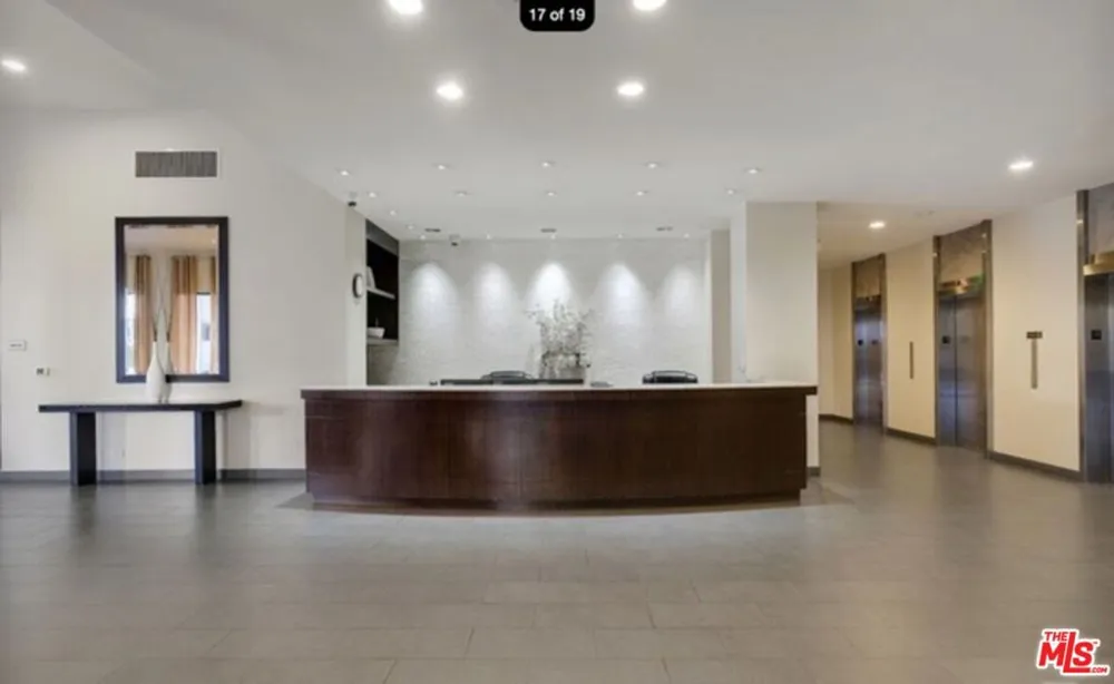 10501 Wilshire Boulevard #2206 Los Angeles, CA 90024